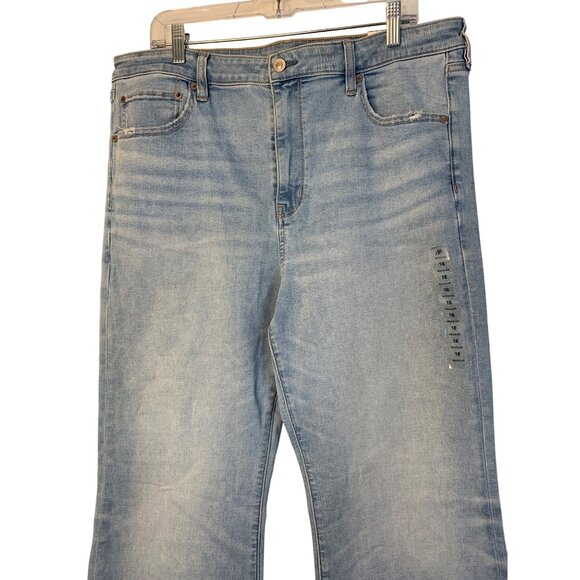 American Eagle Womens Super High-Rise Flare Jeans Size 18 Light Wash RP10499 - Picture 8 of 10